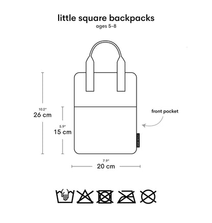 Schiță cu dimensiunile rucsacului mini pătrat